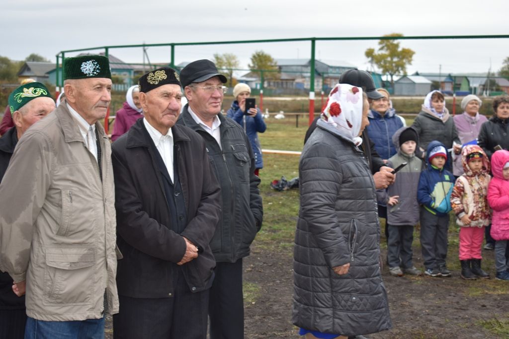 Глава Кайбицкого района участвовал на открытии спортплощадки в Бурундуках