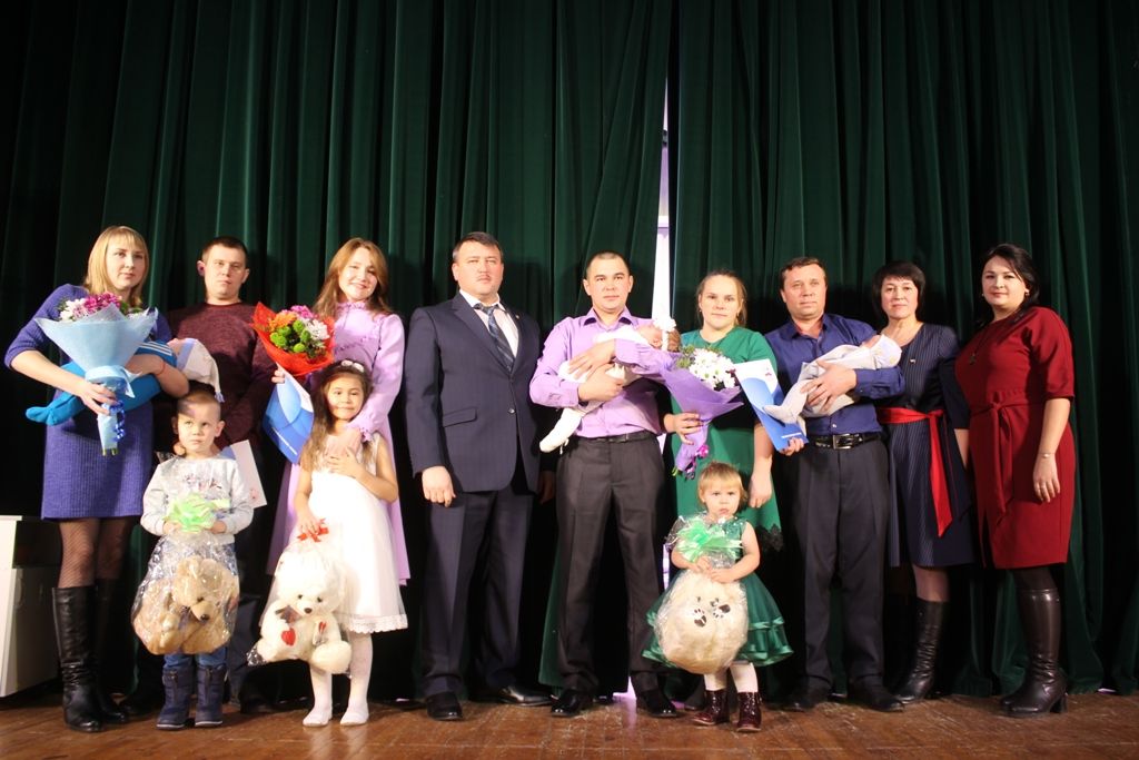 В Кайбицах  вручили сертификат на материнский капитал