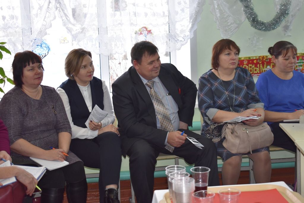 Глава Кайбицкого района встретился с классными руководителями