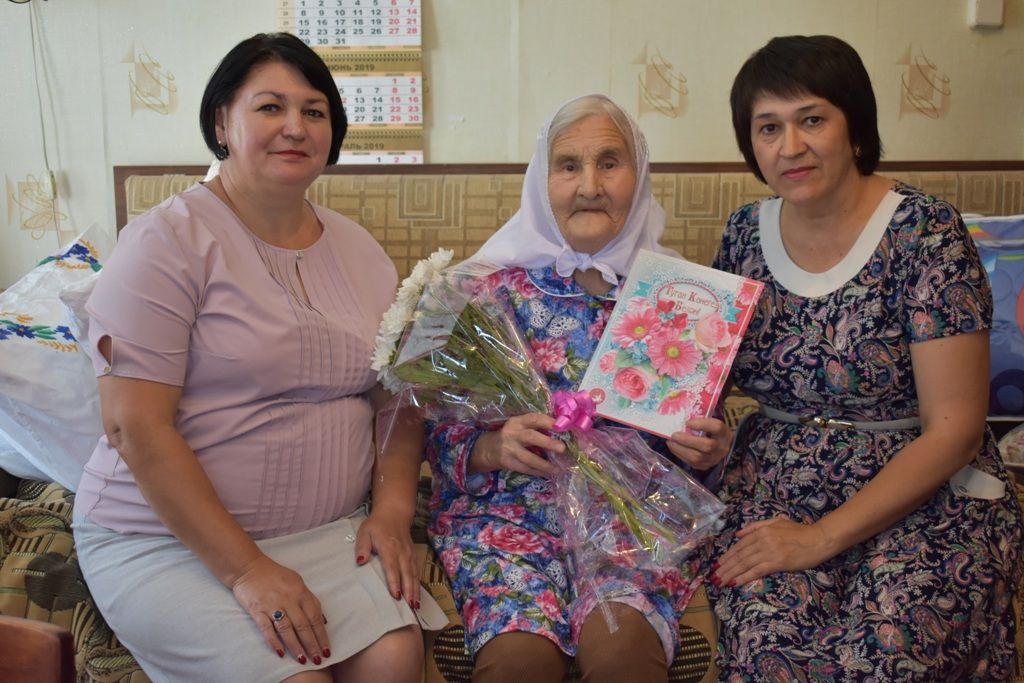 Жительнице Муралей исполнилось 99 лет