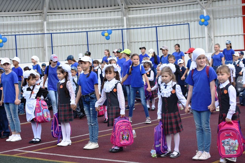 За годы проведения благотворительной акции «Помоги собраться в школу» поддержку получили более 2 тысяч кайбицких детей