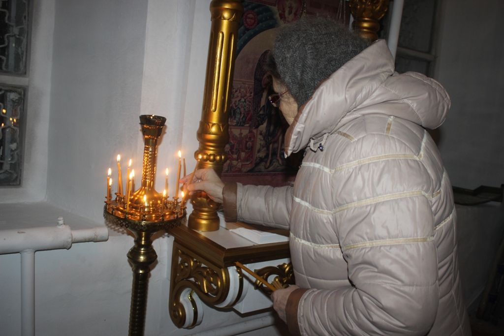 В Свято-Троицком храме села Турминское состоялось праздничное Рождественское богослужение. Фоторепортаж
