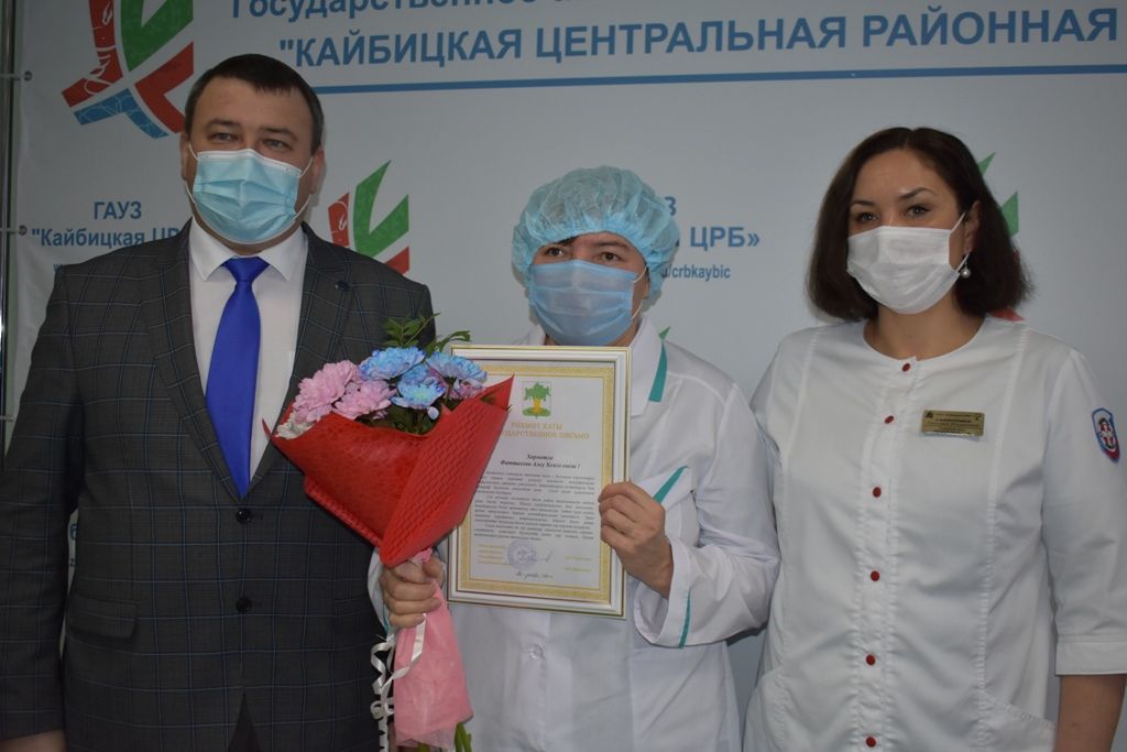Глава Кайбицкого района поблагодарил медперсонал районной больницы