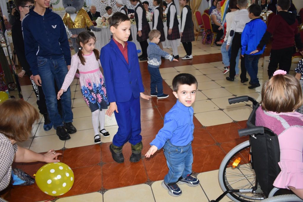 В Кайбицах провели встречу для детей с ограниченными возможностями