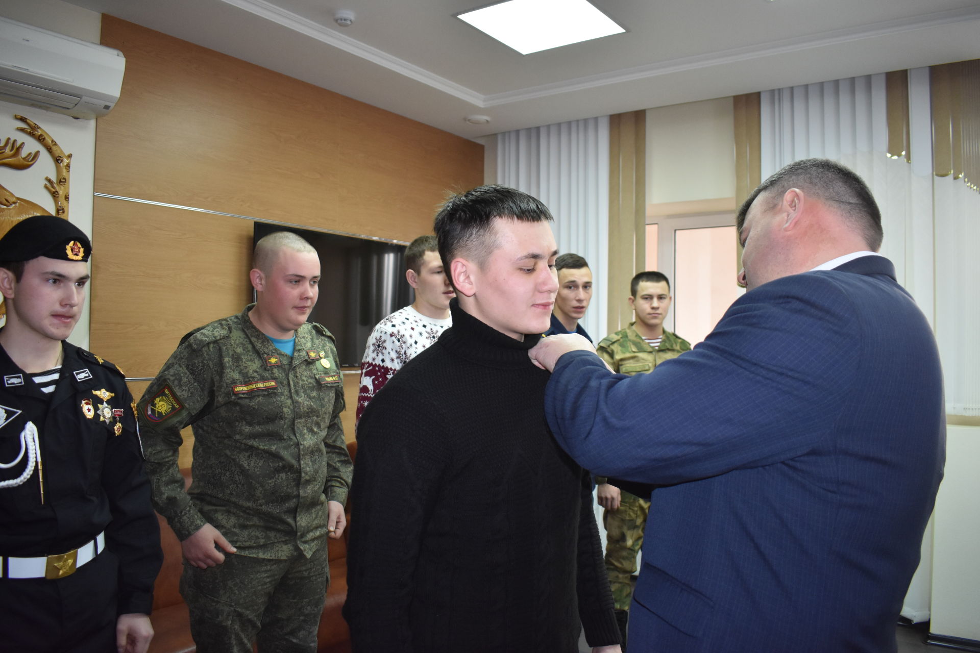Глава Кайбицкого района встретился с юношами, вернувшимися после службы в рядах Вооруженных Сил России