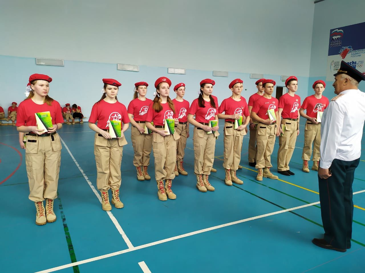 В районном смотре-конкурсе строя и песни приняли участие 16 юнармейских отрядов школ Кайбицкого района