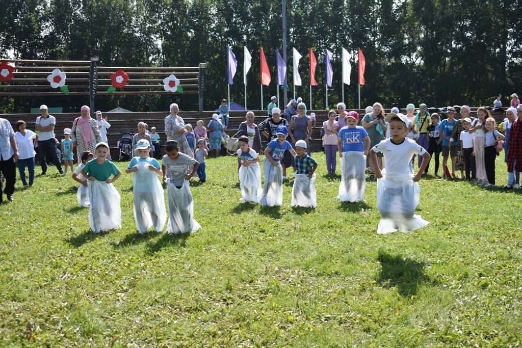 В Кайбицах состоялся мусульманский Сабантуй для детей