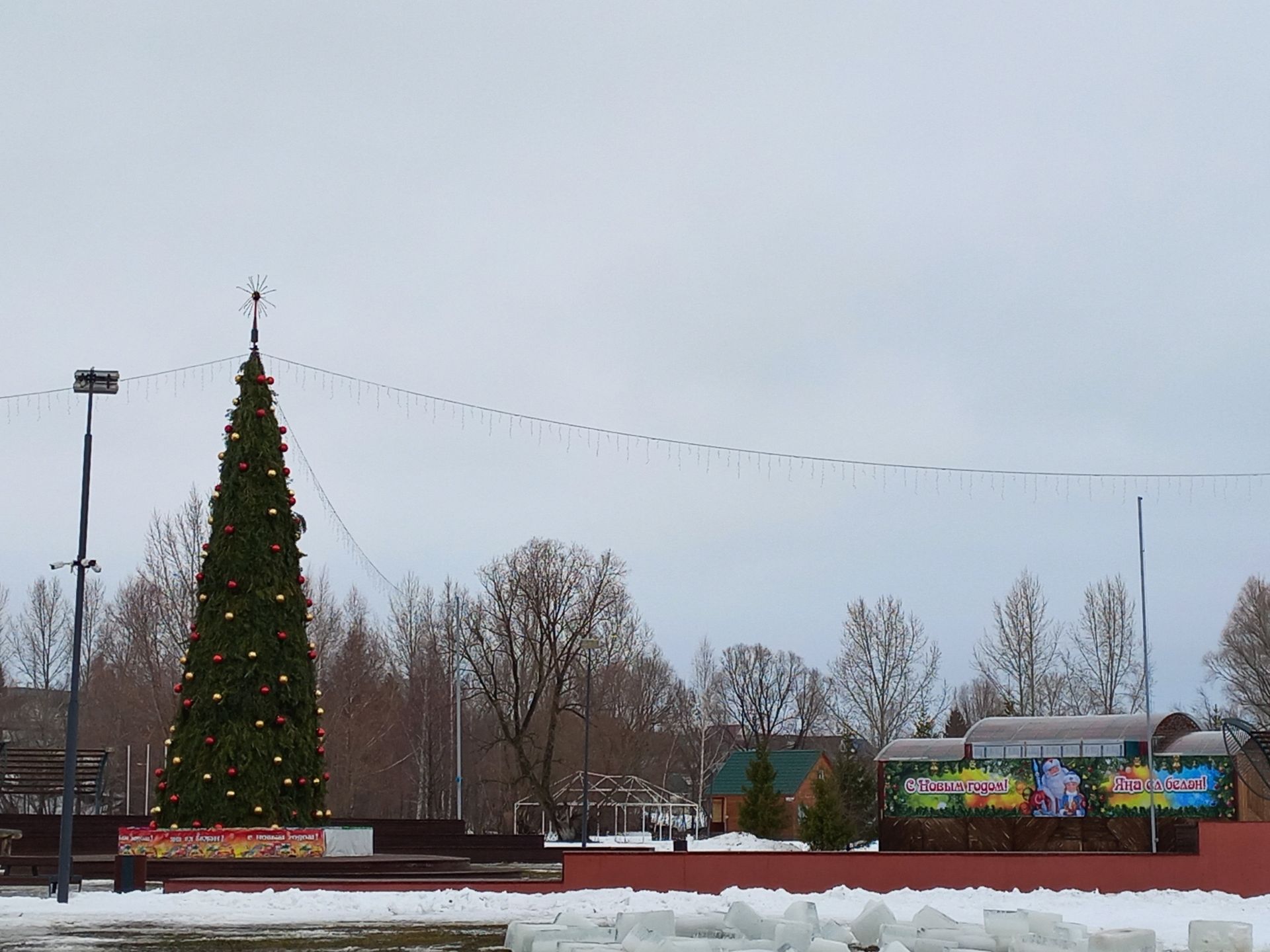 В Кайбицах готовятся к Новому году