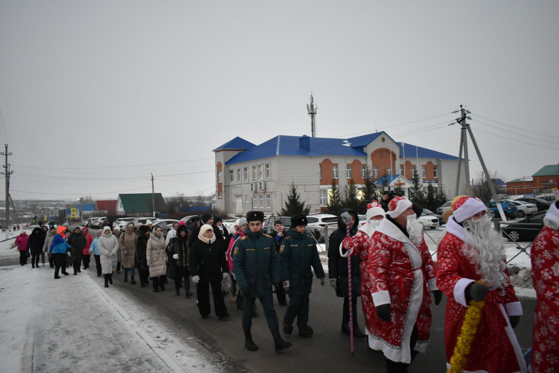 В Кайбицах состоялось открытие главной елки района