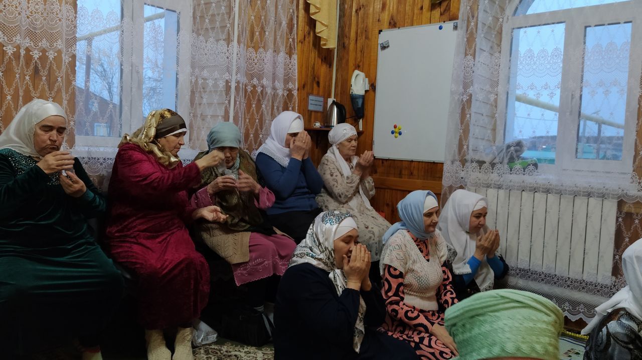 В Кайбицах глава района провел ифтар в честь Священного месяца Рамазан