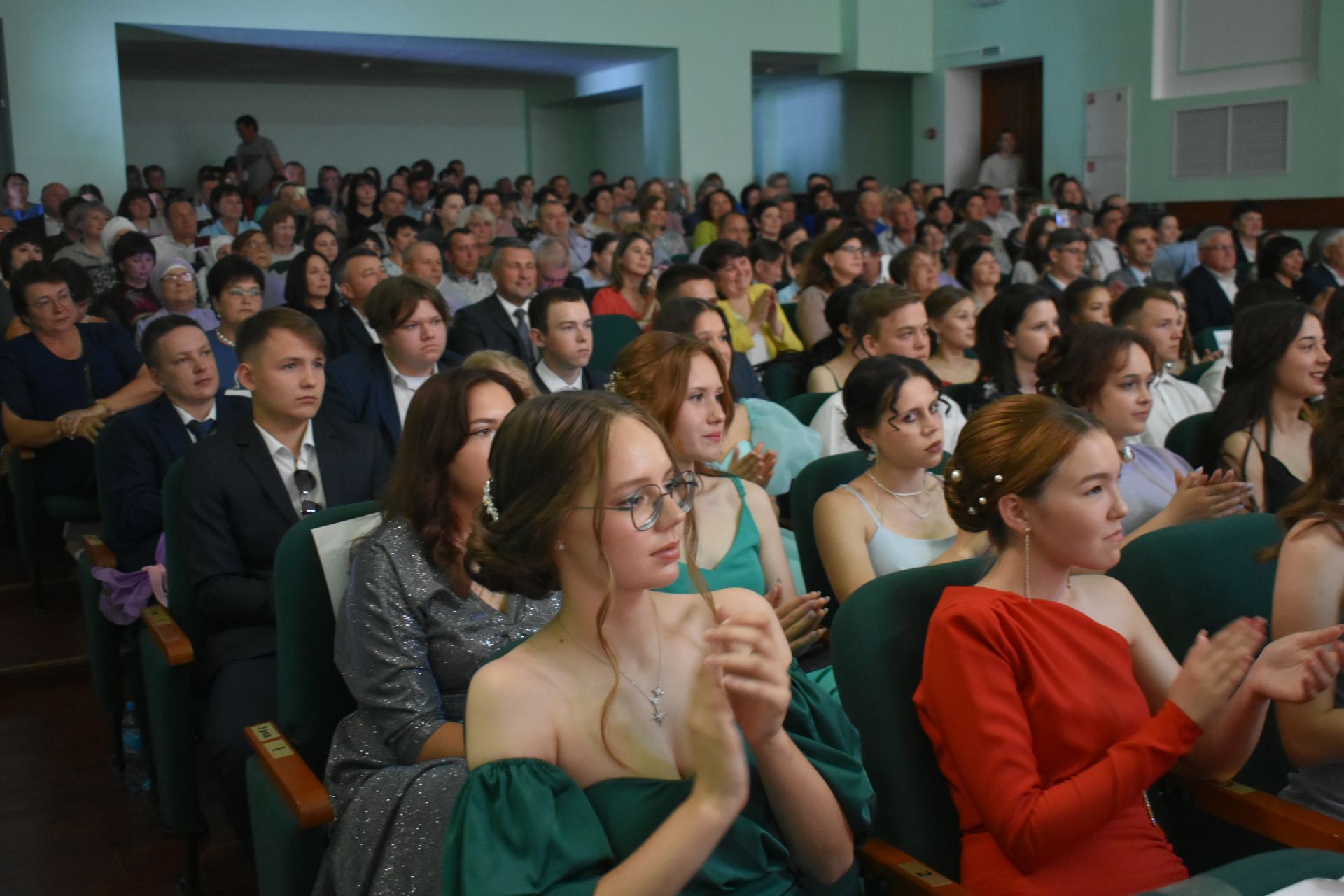 В Кайбицком районе состоялся единый выпускной