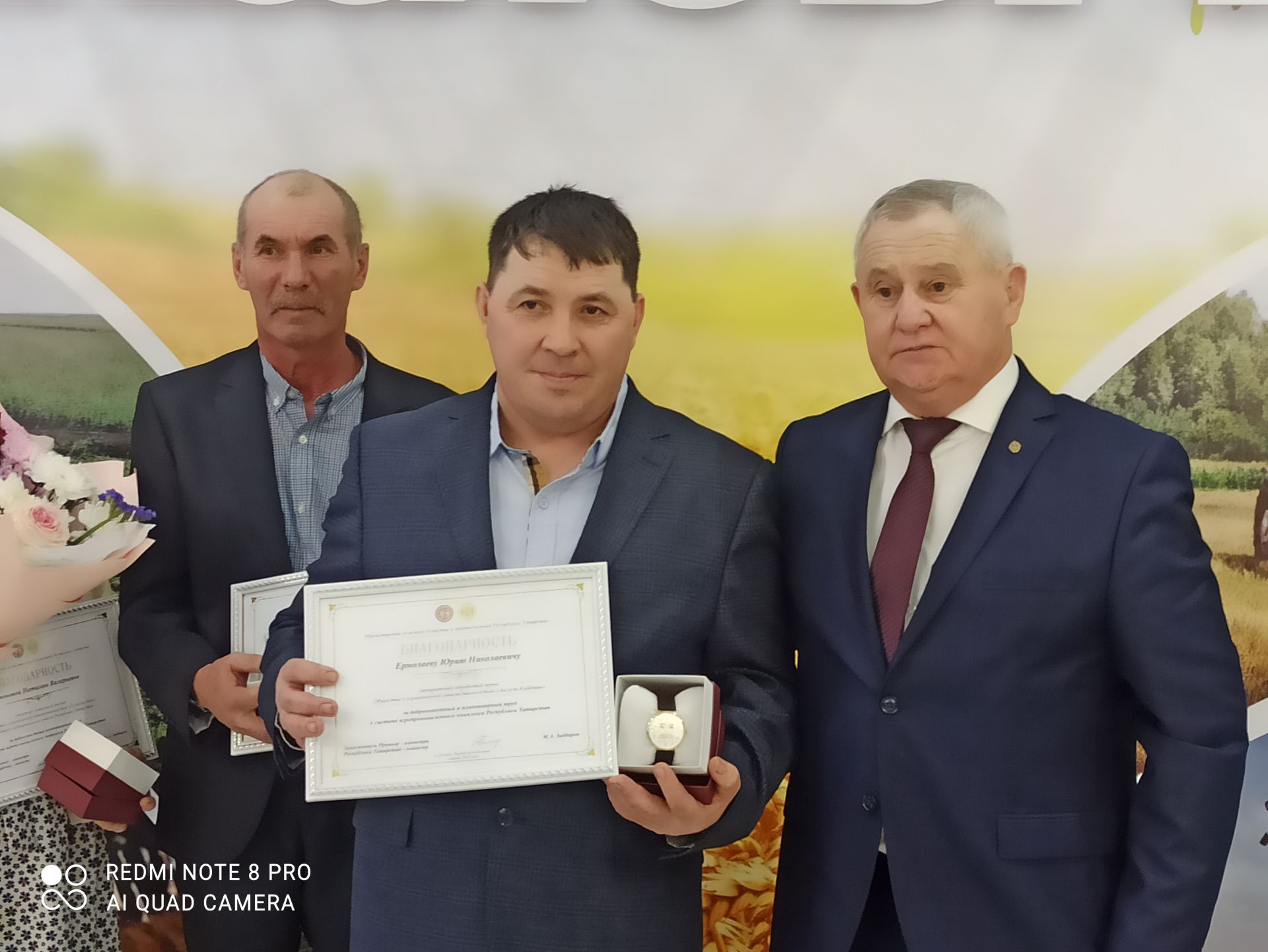 В Кайбицах впервые надоили сто тонн молока: на слете передовиков сельского хозяйства аплодировали достижению года!