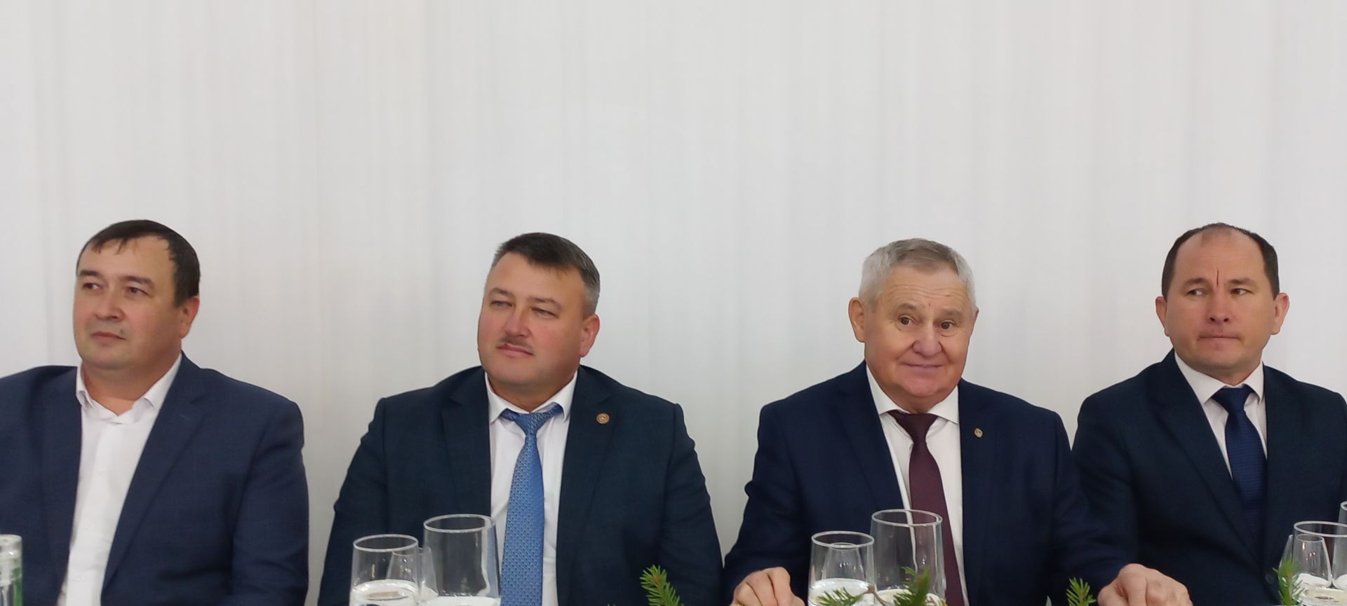 В Кайбицах впервые надоили сто тонн молока: на слете передовиков сельского хозяйства аплодировали достижению года!