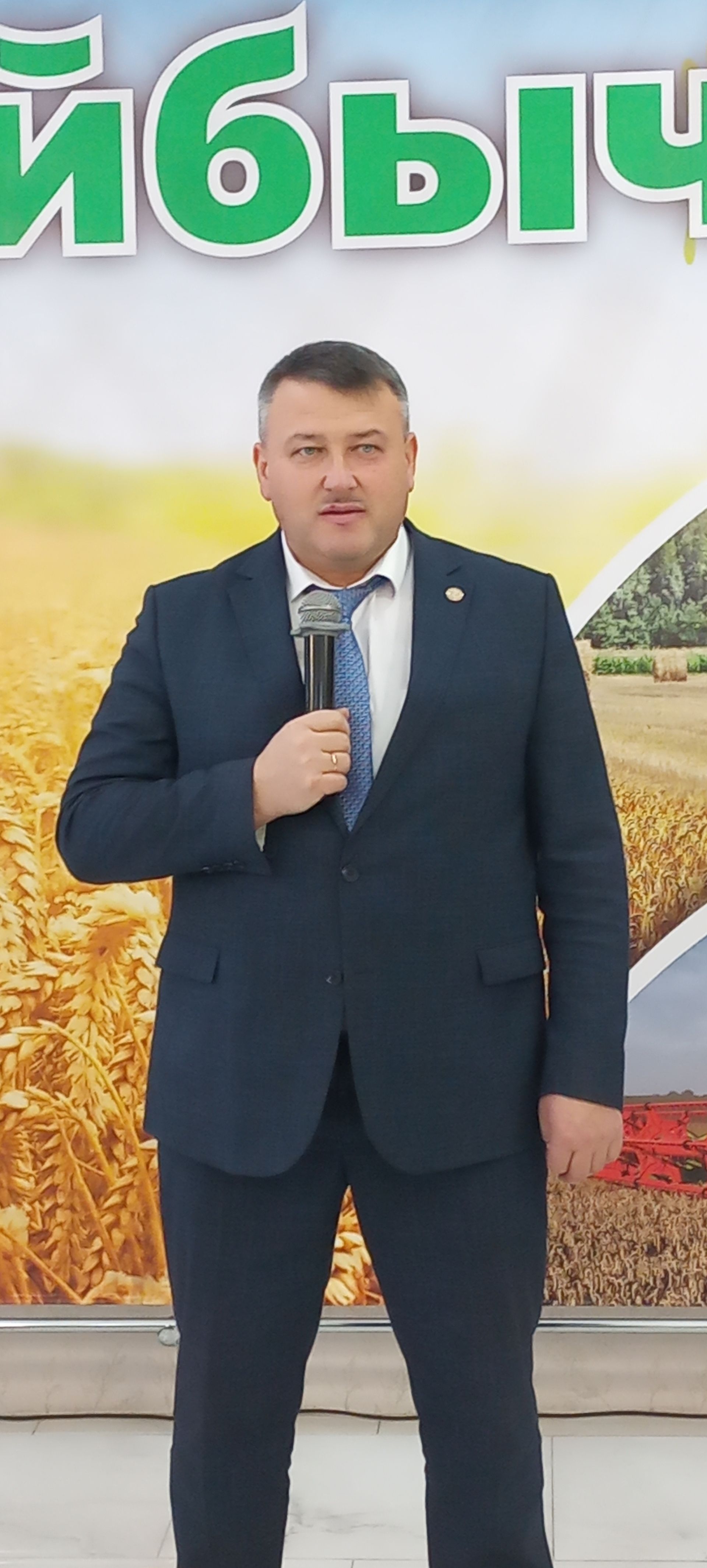 В Кайбицах впервые надоили сто тонн молока: на слете передовиков сельского хозяйства аплодировали достижению года!