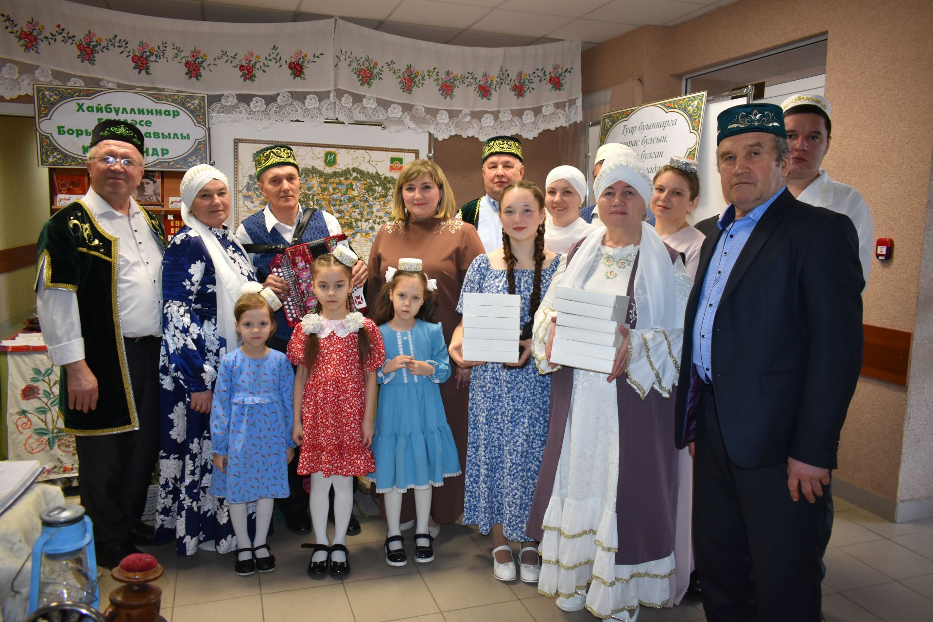 Семья Хайбуллиных из Бурундуков стала победителем зонального конкурса родословных