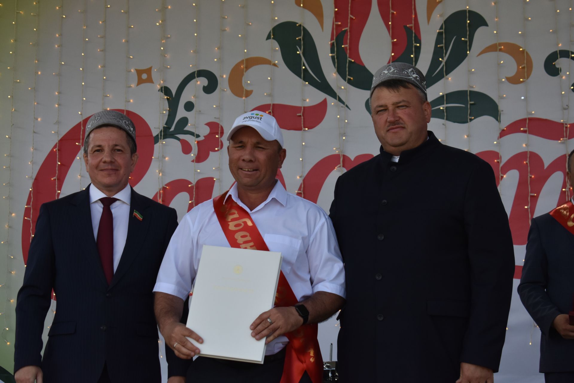 На Сабантуе в Кайбицах чествовали передовиков труда