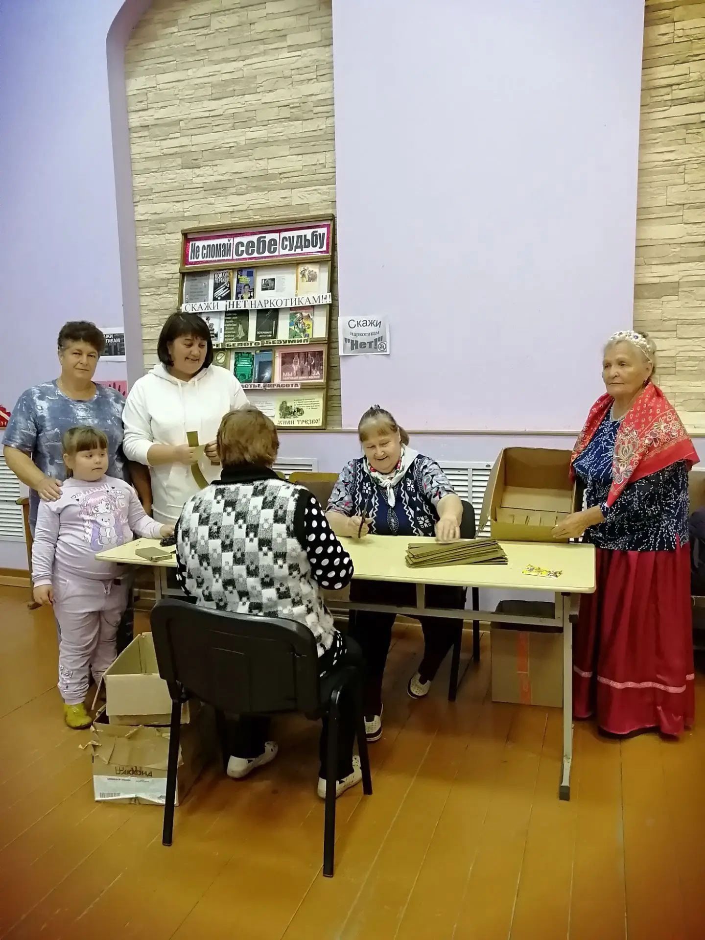 «Вечерние посиделки» — радость общения жителей Большого Подберезья