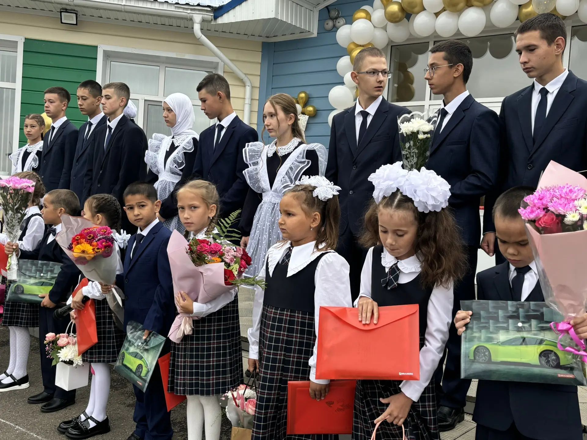 Кошман мәктәбендә кыңгырау чыңы яңа уку елына юл ачты