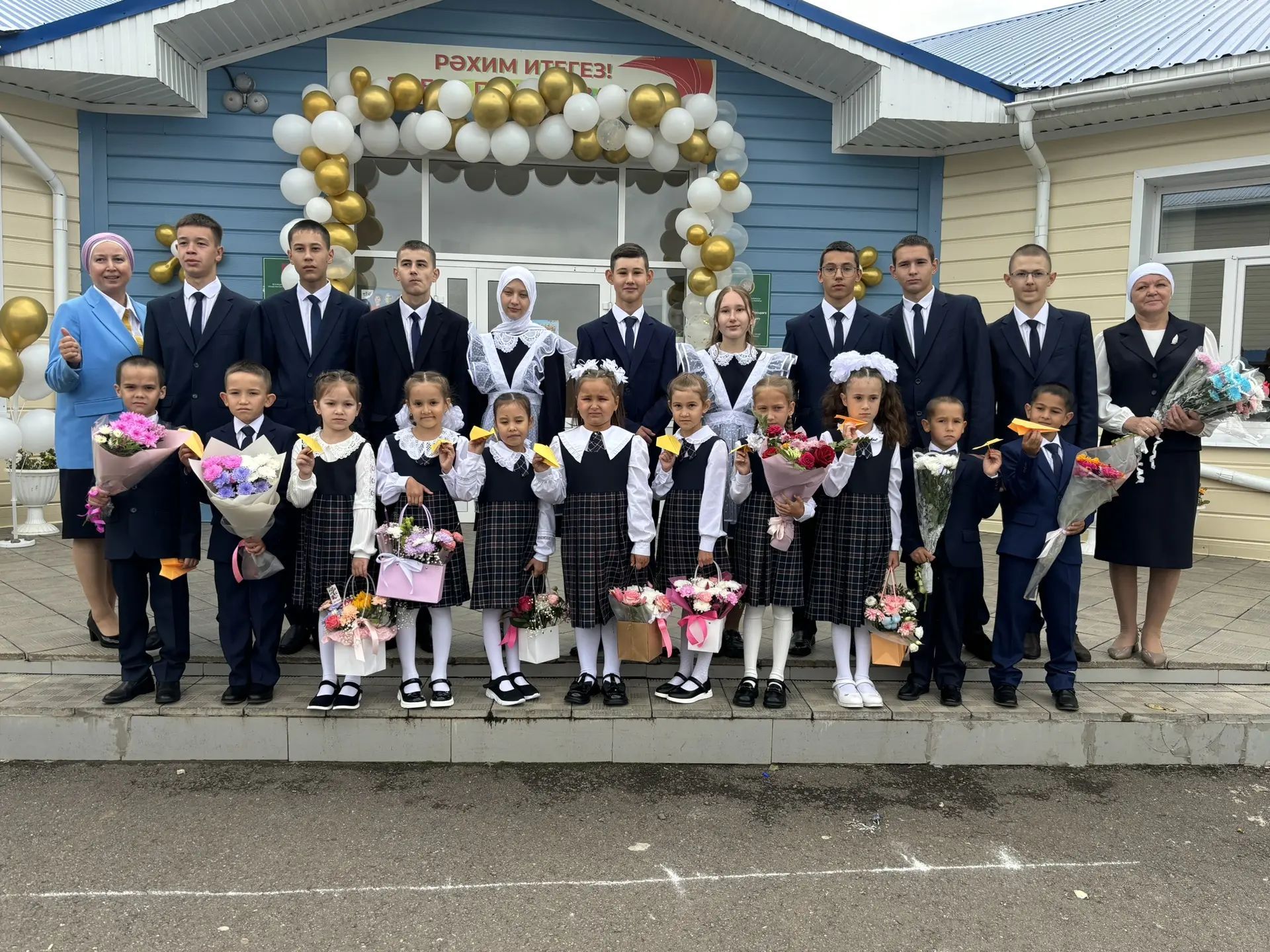 Кошман мәктәбендә кыңгырау чыңы яңа уку елына юл ачты