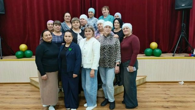 Кошман авылы китапханәчесе тәрбиячеләр өчен җылы очрашу үткәрде