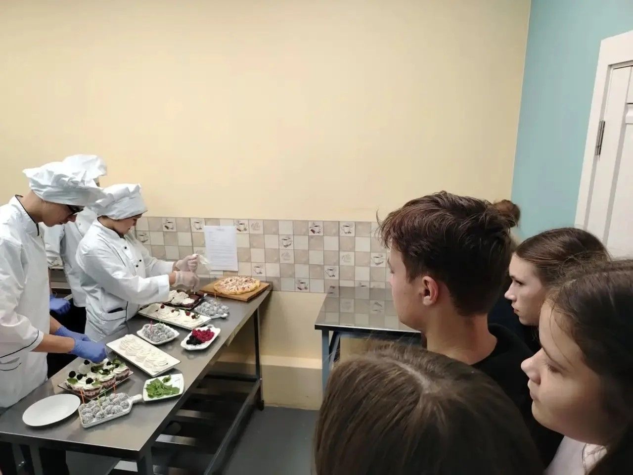 Агрокласс Чутеевской школы: экскурсия в Апастовский аграрный колледж