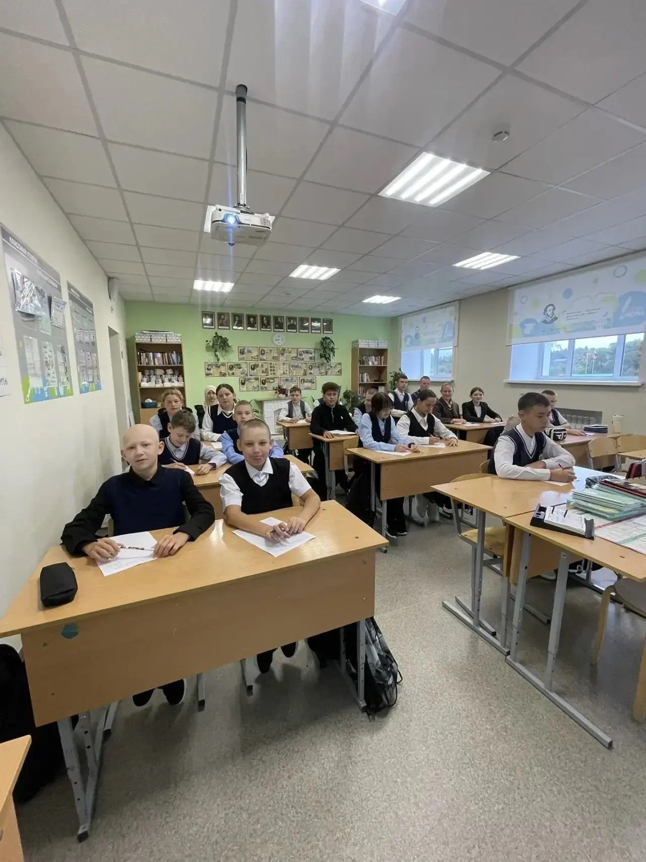 В Федоровской школе написали Всероссийский диктант «Россия — дом народов»
