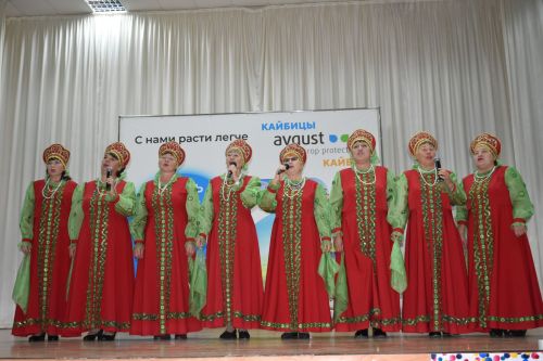 “Август – Кайбыч” җәмгыятендә авыл хуҗалыгы хезмәтчәннәрен хөрмәтләделәр