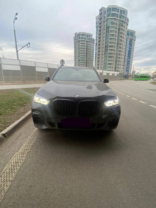 Директор казанской фирмы выплатил почти полмиллиона штрафа, чтобы не лишиться BMW X5
