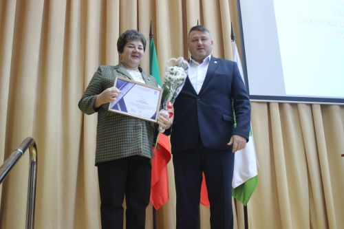 В 22-й день рождения партии кайбицкие единороссы собрались на конференцию