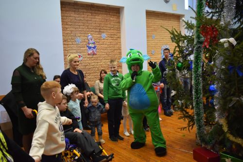 В Кайбицах состоялась новогодняя елка для детей с ограниченными возможностями здоровья, приемных детей, детей-сирот