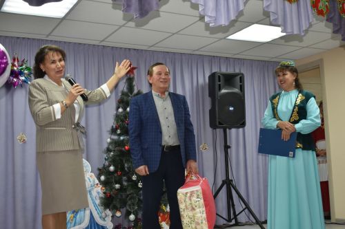 Кыр Буасында төзекләндерелгән авыл клубы ачылды