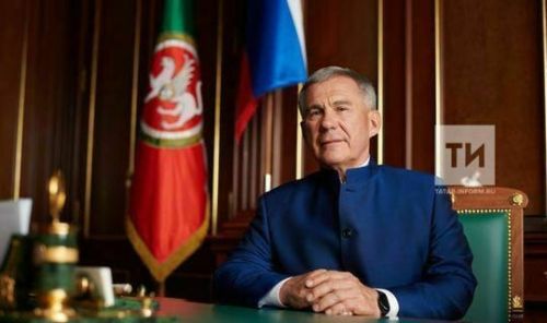 Видеообращение: Минниханов поздравил татарстанцев с наступающим Новым годом