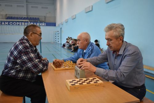 Кайбычта «Салават күпере» спорт-сәламәтләндерү комплексында инвалидлар ункөнлеге уңаеннан физик мөмкинлекләре чикле кешеләр өчен спартакиада үткәрелде