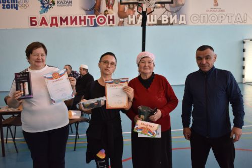 Кайбычта «Салават күпере» спорт-сәламәтләндерү комплексында инвалидлар ункөнлеге уңаеннан физик мөмкинлекләре чикле кешеләр өчен спартакиада үткәрелде