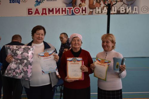 Кайбычта «Салават күпере» спорт-сәламәтләндерү комплексында инвалидлар ункөнлеге уңаеннан физик мөмкинлекләре чикле кешеләр өчен спартакиада үткәрелде
