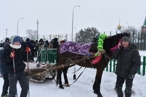 Олы Тәрбиттә Май чабу бәйрәмендә кышны озаттылар, язны каршы алдылар