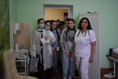 Для школьников в Кайбицкой ЦРБ провели День открытых дверей