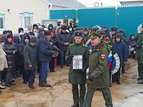 В Кайбицком районе с почестями простились с погибшим участником спецоперации