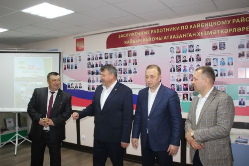 Татарстан авыл хуҗалыгы һәм азык-төлек министры урынбасары Ленар Гарипов Кайбыч ягы музеенда булды