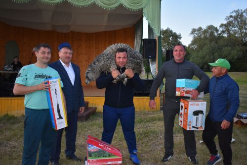 Ябалакта Сабан туе гөрләде