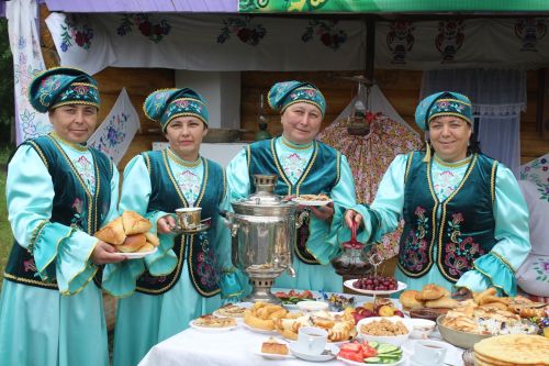 Кайбичане любят свой родной край, чтят и уважают традиции