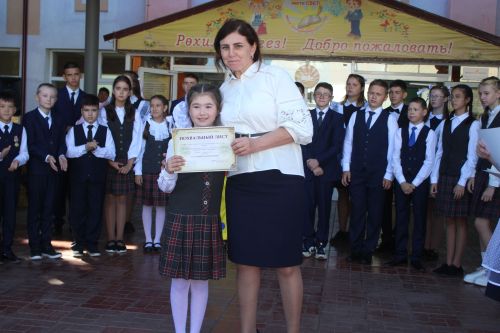 В Большекайбицкой школе прозвенел звонок на первый урок