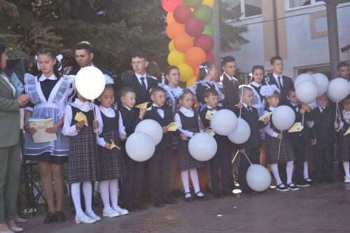 В Большекайбицкой школе прозвенел звонок на первый урок