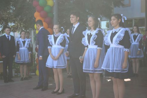 В Большекайбицкой школе прозвенел звонок на первый урок