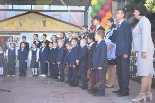 В Большекайбицкой школе прозвенел звонок на первый урок