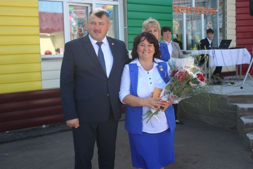 Кече Мәме мәктәбендә узган Белем бәйрәменнән мизгелләр