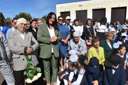 В Большекайбицкой школе прозвенел звонок на первый урок