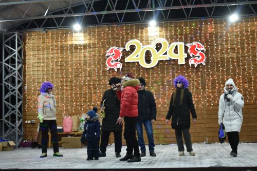 В новогоднюю ночь в Кайбицах разыграли бычка, барана и кролика