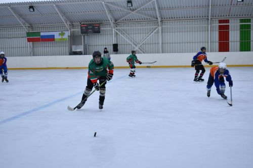 “Кайбыч” боз мәйданында хоккей буенча “Алтын алка” ярышы уза