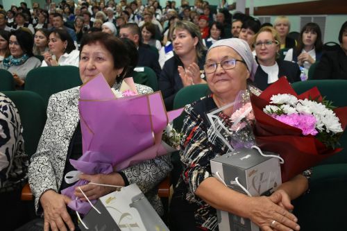 В Кайбицах по случаю Дня учителя состоялось праздничное мероприятие